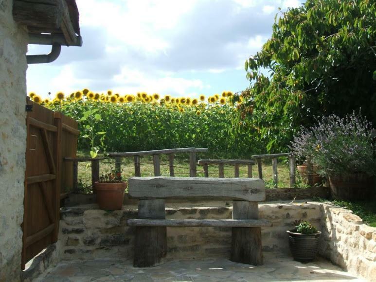 Gite Chez Marot Villa Varaignes Buitenkant foto