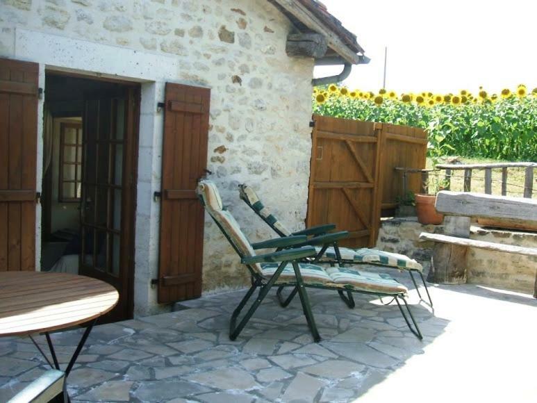 Gite Chez Marot Villa Varaignes Buitenkant foto